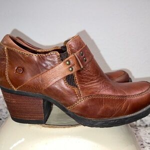 Born Cognac Leather Heeled Ankle Booties